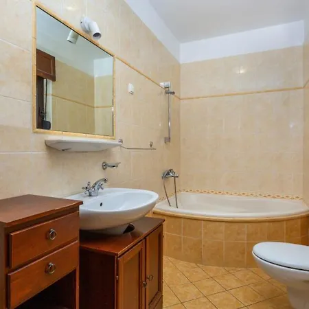 Dasa With Pool By Guide Apartman Ičići