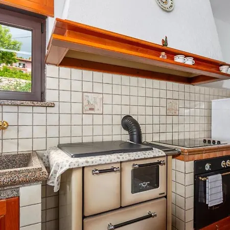 Dasa With Pool By Guide