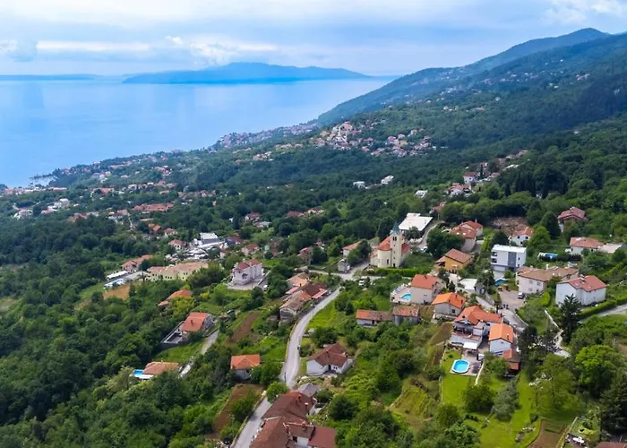 Apartmán Dasa With Pool By Guide Ičići